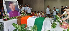 As a mark of respect, wreaths were laid on the mortal remains of Late Pul by the Aides de Camp (ADC) to Governor on behalf of the Governor Shri Roy and Governor (on leave) Shri Rajkhowa at CM Bungalow on 9th August�2016.